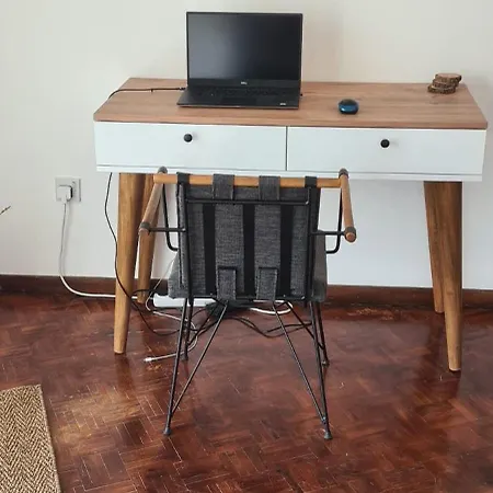 Center Apartment *