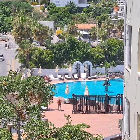 Apartament Center *